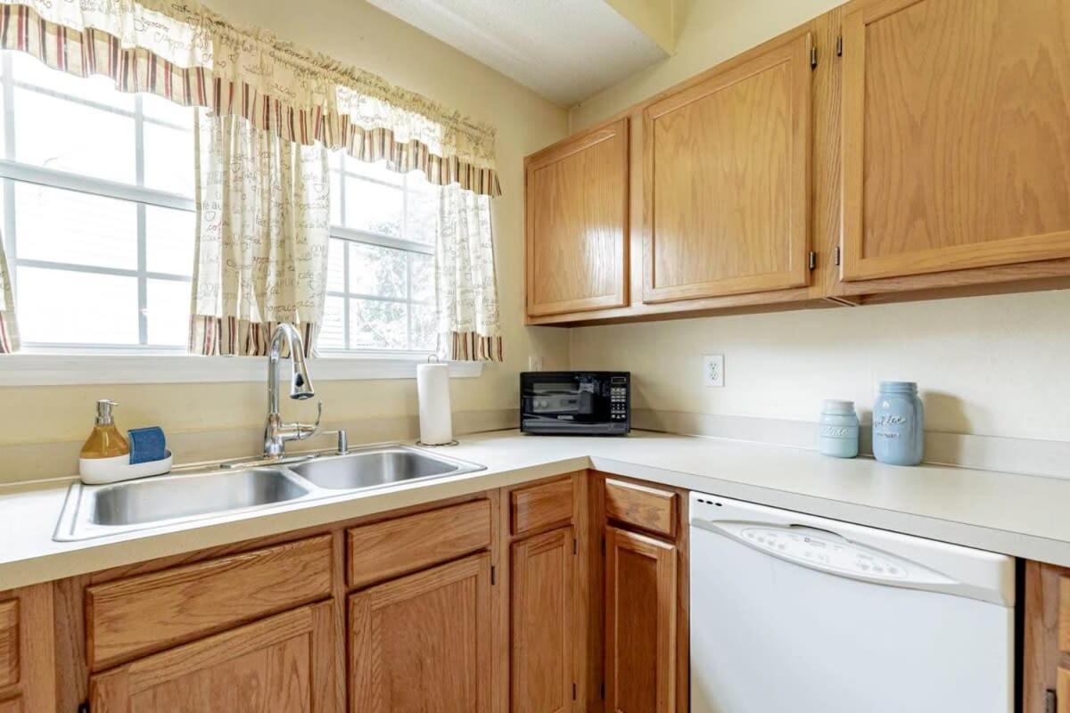Aerie Oaks Cottage-5Min To Lake, 20Min To Columbia Lexington Exterior foto